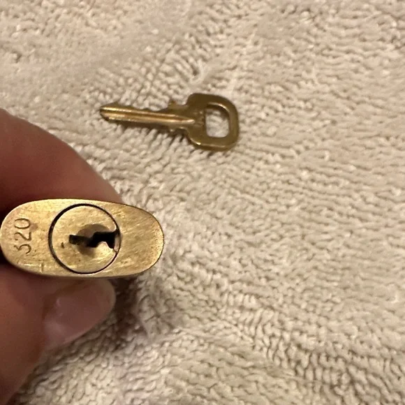 Louis Vuitton Brass Padlock with Key 320 - Picture 4 of 8